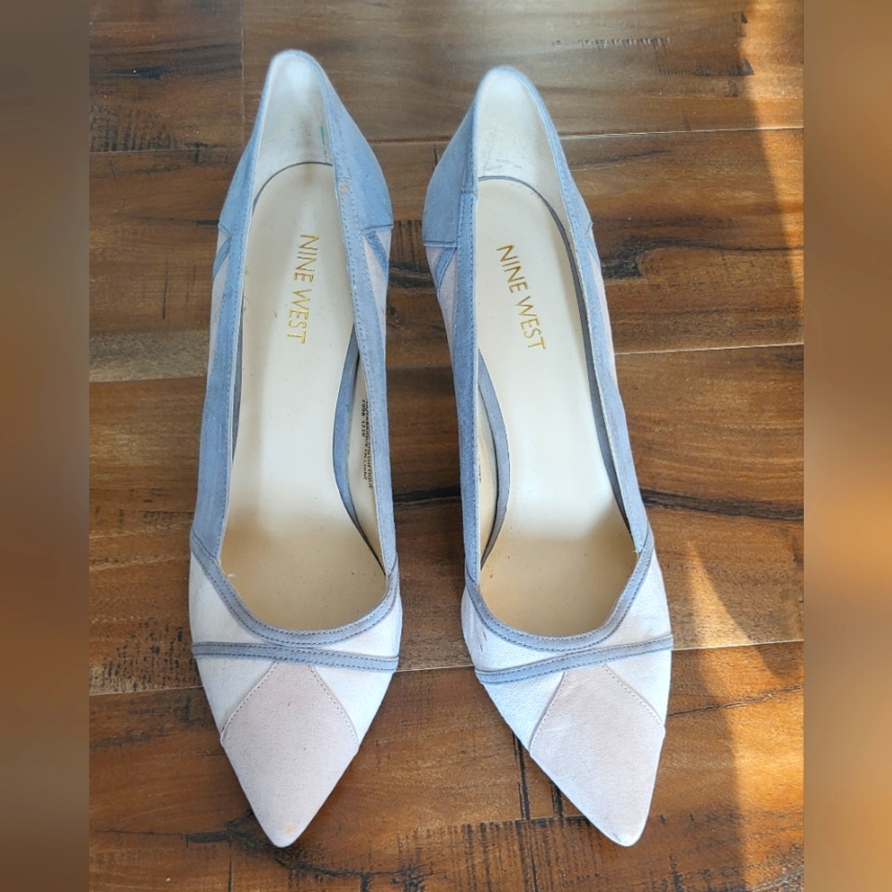 Elegant Women's Heels in Gray and Cream - Picture 5 of 5